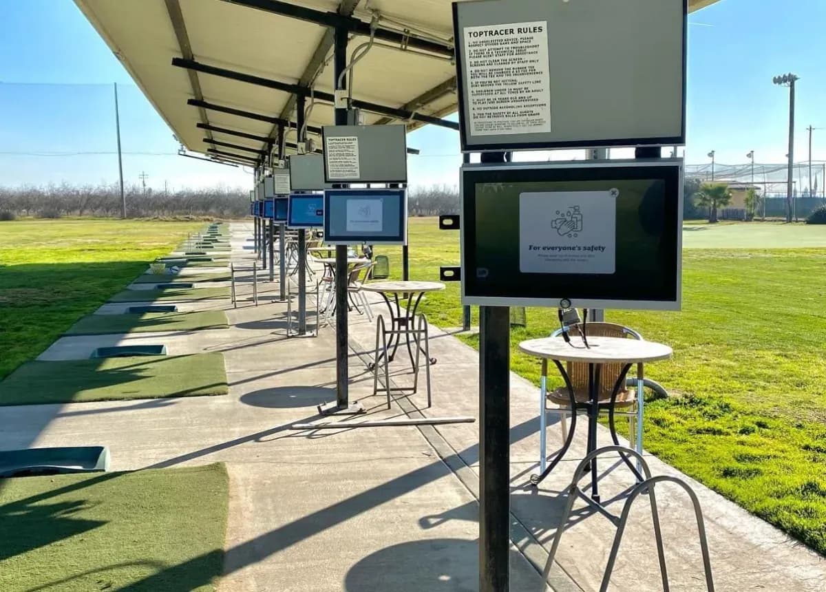 Major Golf Sports Center facility photo 2